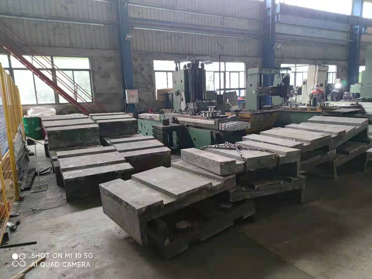 Protective heat insulation board of electric furnace slag pit