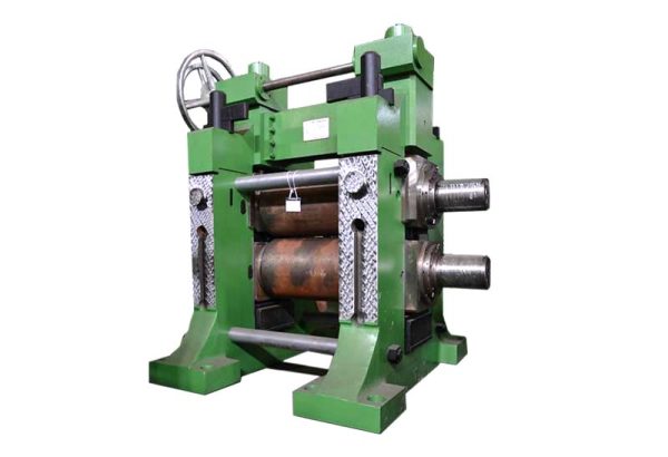 Open type two-roll upper adjusting mill